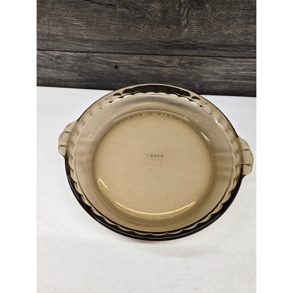 Pyrex Fireside Amber Glass Pie Plate 24cm Fluted Edge Baking Dish 229 Vintage